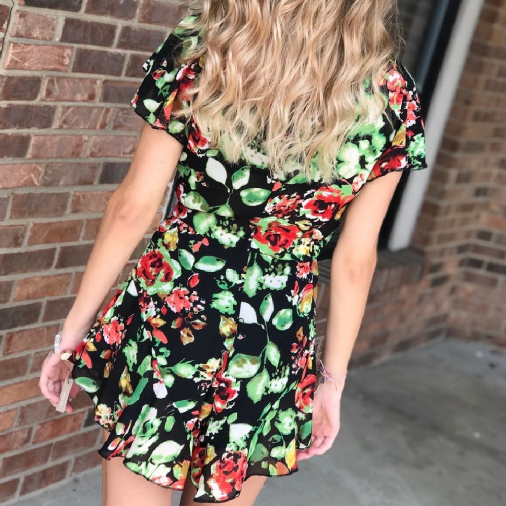 NWT Black/Neon Floral Flutter Hem Boho Romper - Picture 5 of 5
